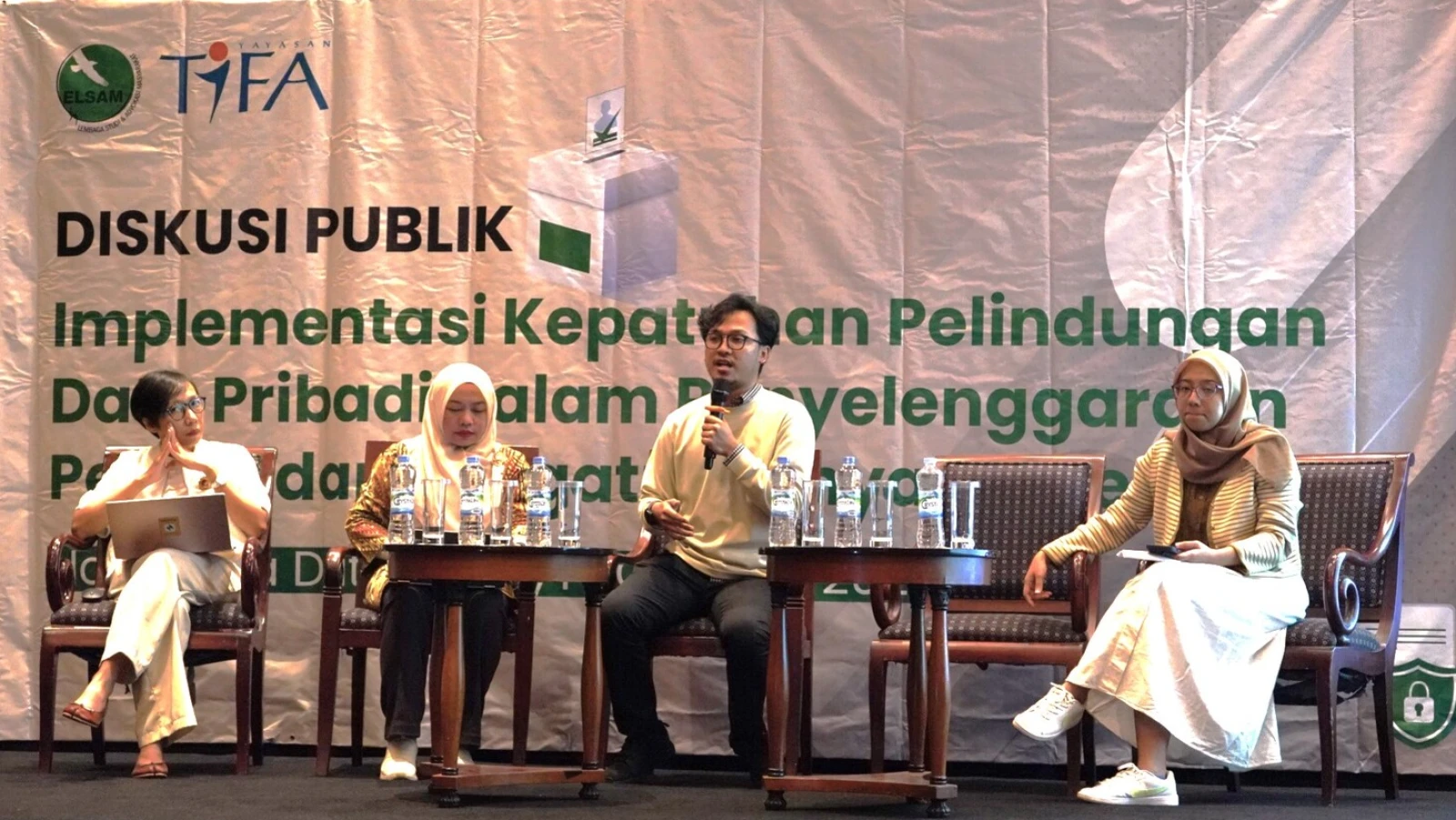 Tantangan Transparansi Penyelenggara Pemilu dan Pelindungan Data Pribadi dalam Pengaturannya ke Depan