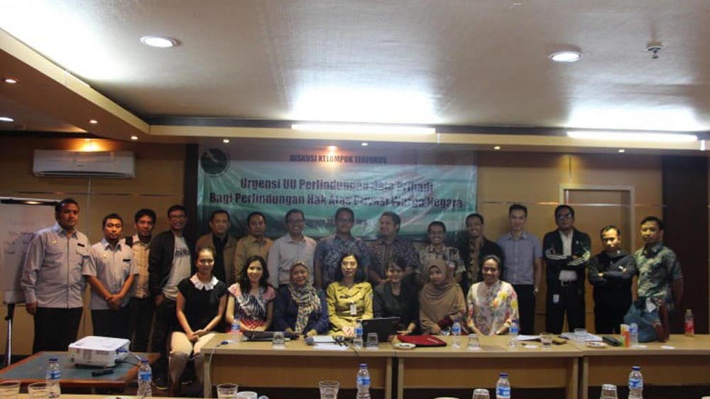 Urgency of Regulation on Personal Data Potection in Indonesia