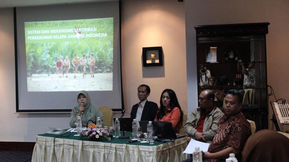 Aiming at Opportunity to Respect Human Rights by Corporation in Law on Palm Oil