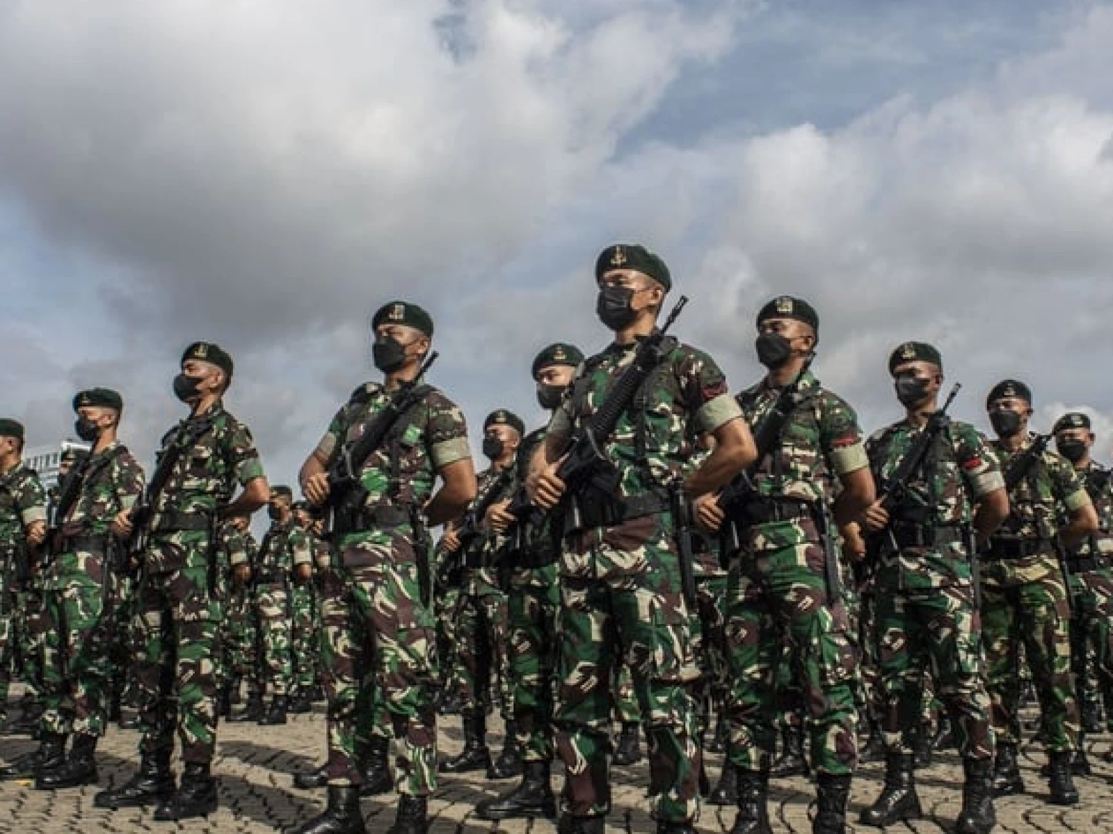 Mengkhianati Reformasi, DPR Harus Batalkan dan Evaluasi Rencana Pembahasan Revisi UU TNI