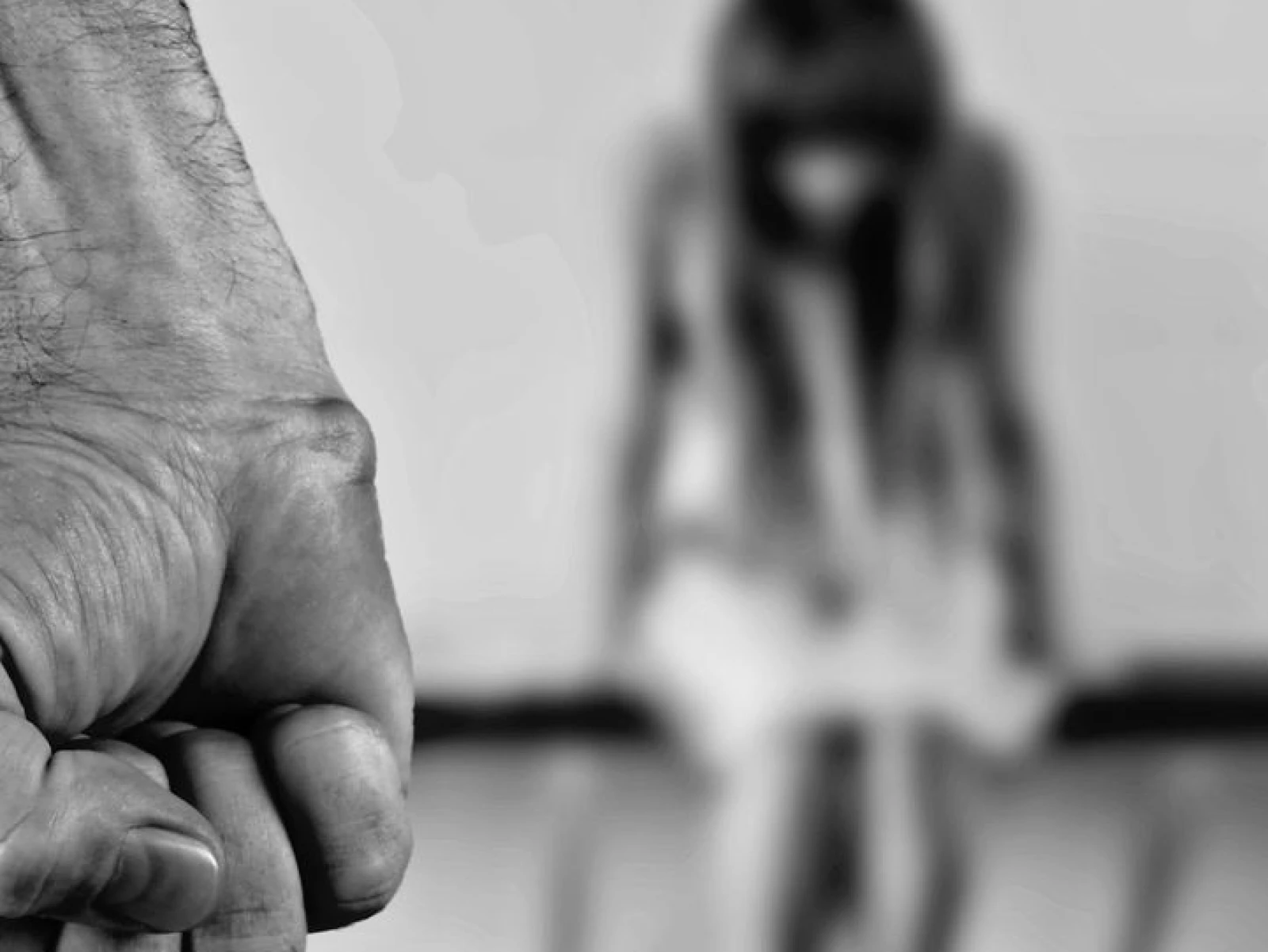 Melawan kekerasan terhadap perempuan, menantang sistem politik yang mengabaikan hak rakyat!