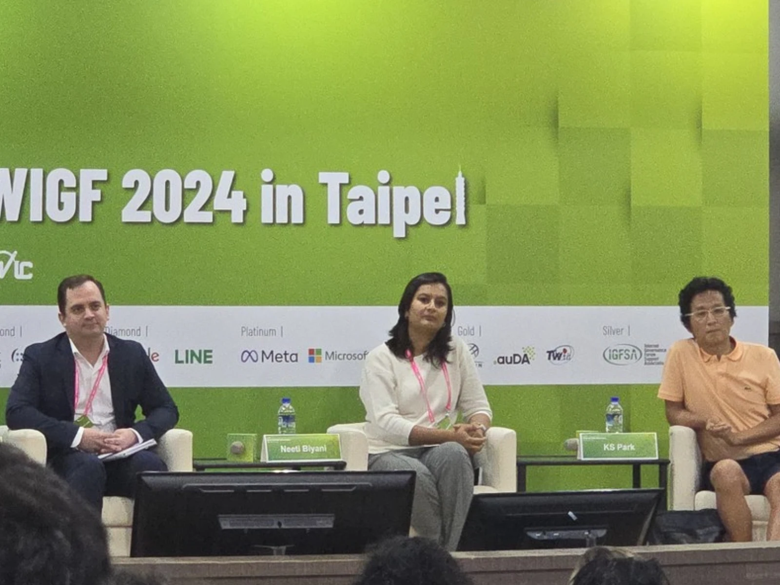 DRAPAC dan APrIGF 2024: Memetakan Tantangan Terkini Hak Digital di Asia-Pasifik